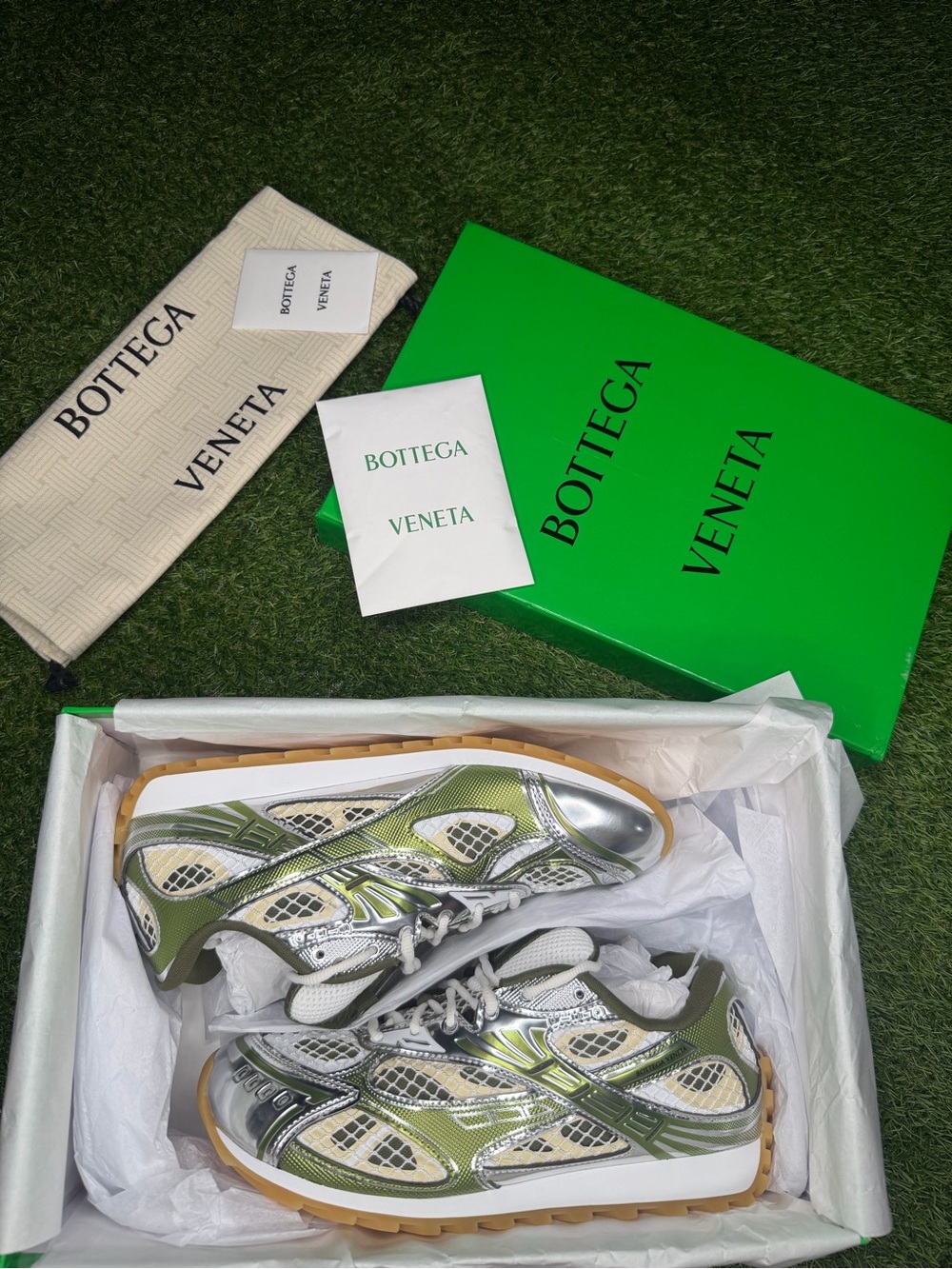 Bottega Veneta Men's Olive Green and Silver Low-Top Sneakers